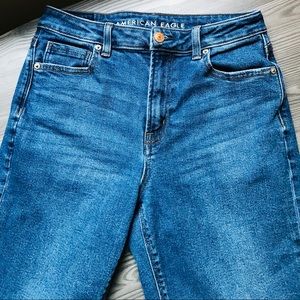 American eagle mom jeans